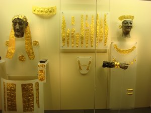 GOLD & IVORY RELICS
