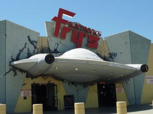 Fry's Electronic Store 