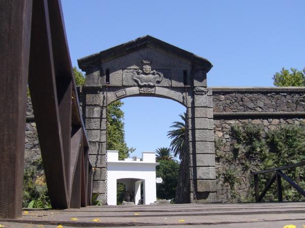 Puerta de Campo entrance to the old city
