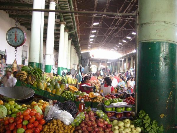 The fruit and veggie market