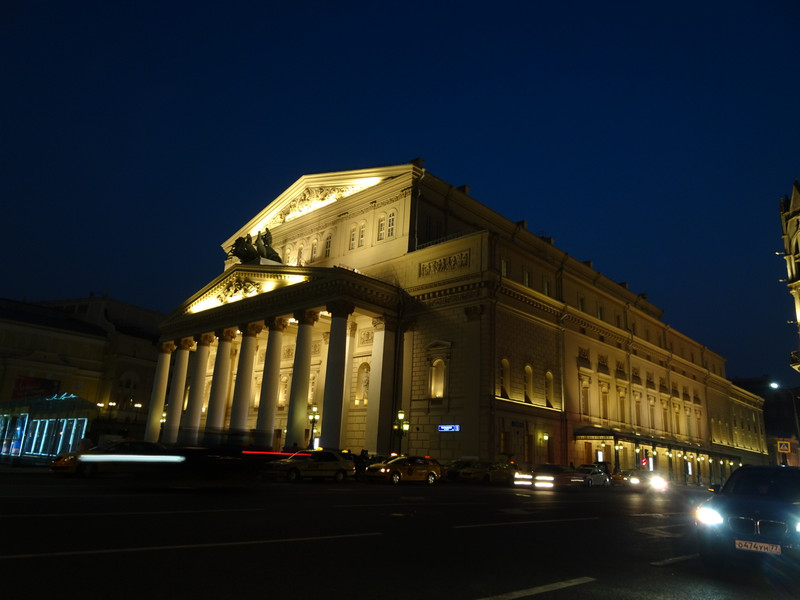 Bolshoi theatre at night