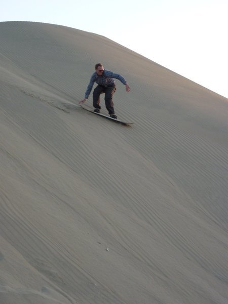 Sandboarding, Huacachina