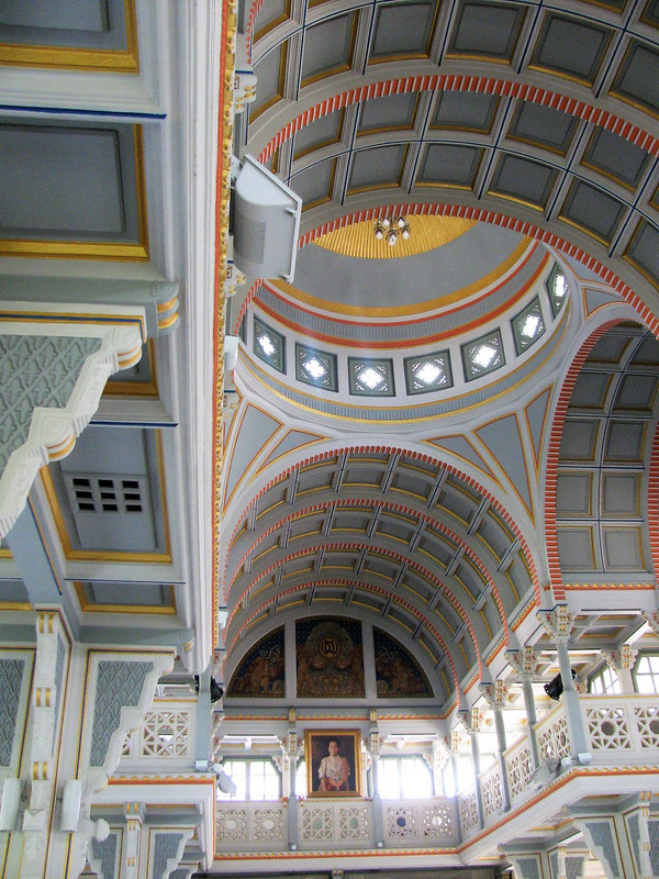 hall ceiling