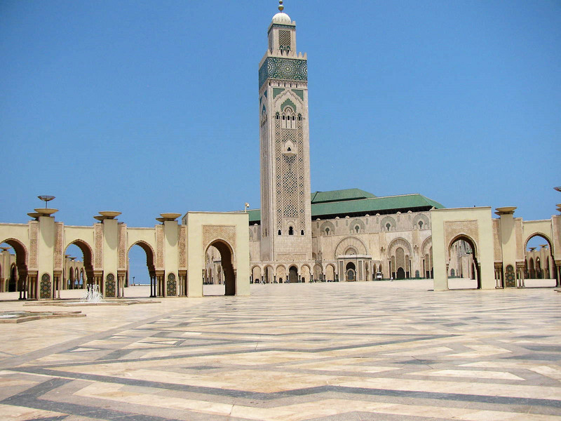 mosque plaza