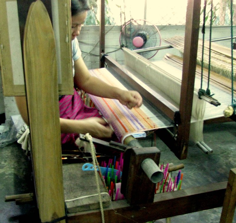 Weaver and hand loom