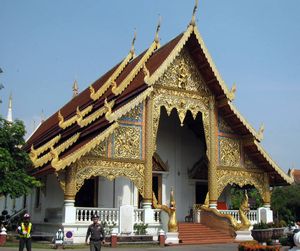 Viharn Luang