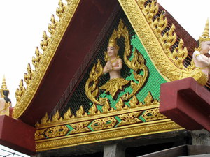 temple detail