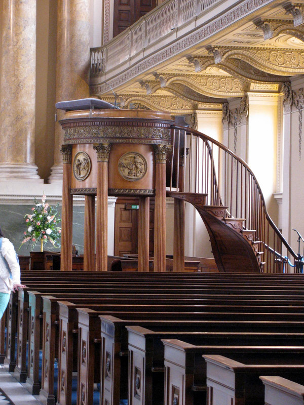 chapel pulpit
