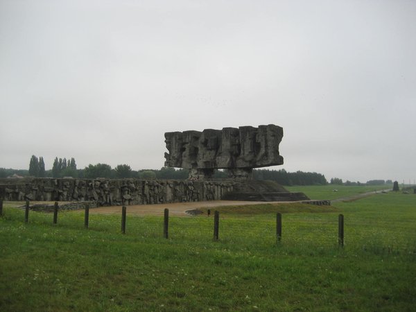 Majdanek memorial
