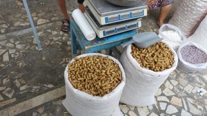 Market with enough peanuts for even Jeroen
