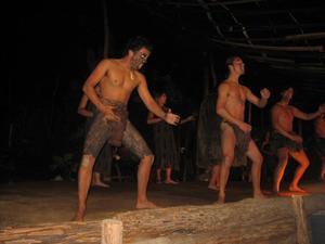 Maori performance at Matai Hangi