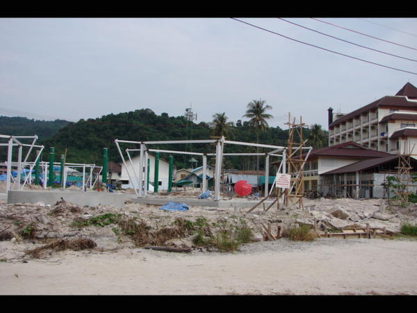 More upmarket hotels in the process of being built on Phi Phi Don