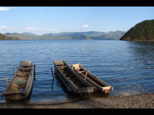 Pig Trough Boats on Lake Lugu - the "Kingdom of Women"