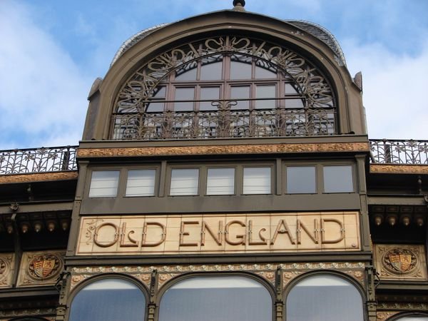 The Old England Building - Musee des Instruments de Musique