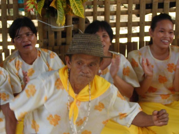 Traditional Folkdance for tourists, Loboc, Bohol
