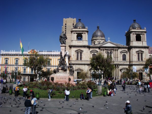 Plaza a la Paz