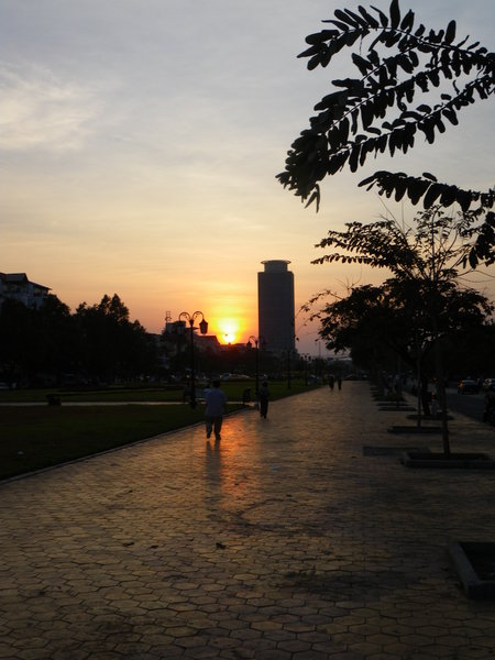 Sundown In Phonm Pehn