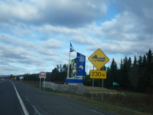Welcome to Quebec Sign