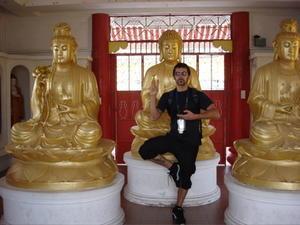 Stand like a buddha