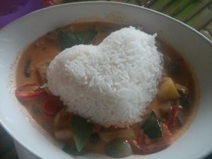 Fiery Duck Red Curry With...Heart-Shaped Rice?