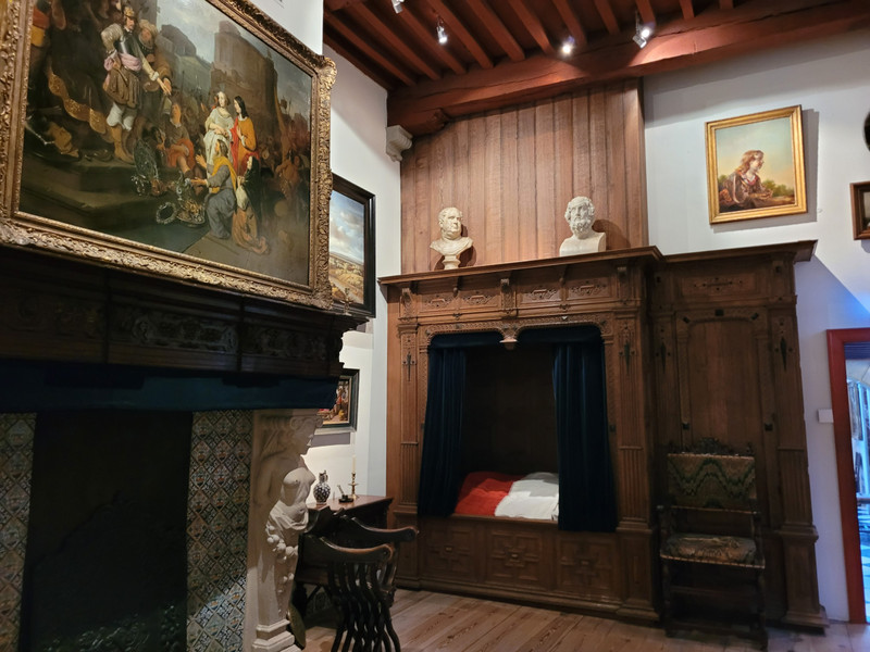 Rembrandt's bedroom and his box bed