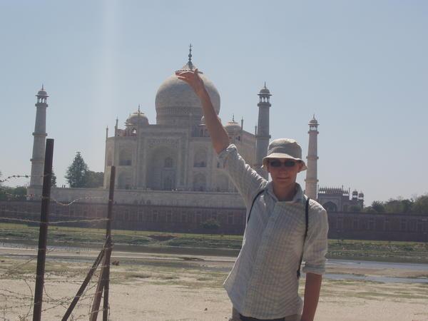 The Taj Mahal Comedy Pic