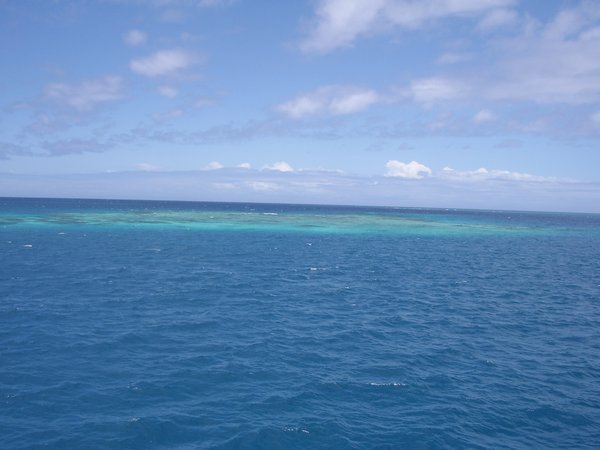 Turquoise blue waters in the Yasawas