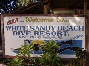 White Sandy Beach Resort
