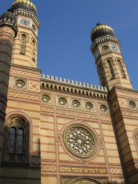 the beautiful synagogue