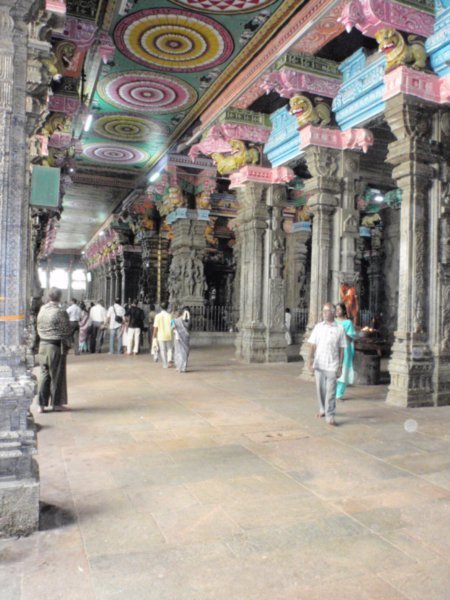 inside Sri Meenakshi Temple