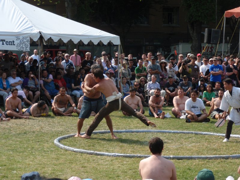 amateur sumo competition at the Japanese community festival