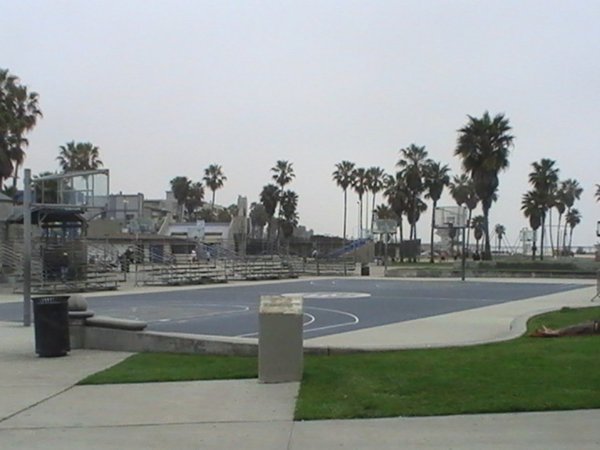Basketball Court From 'White Men Can't Jump' On Venice Beach!