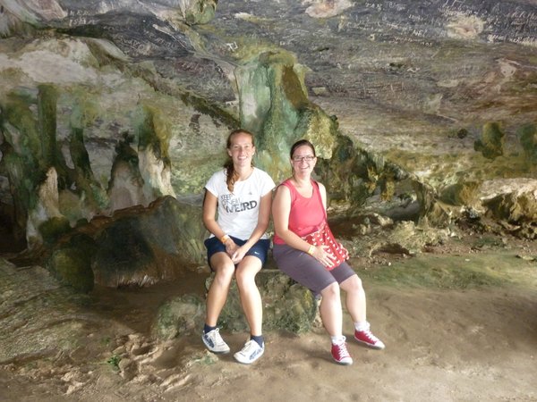 In de grot van Arikok