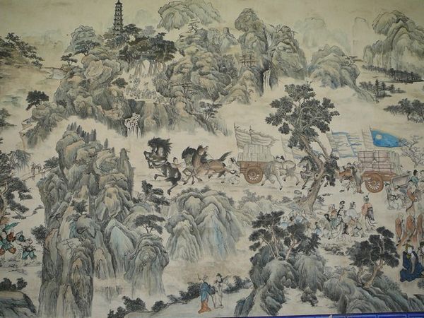 Een fragment van een mooie muurschildering op de buitenmuur van Dafo Si.