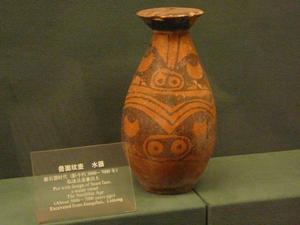 Opmerkelijk aardewerk van 5 à 7000 jaar oud.