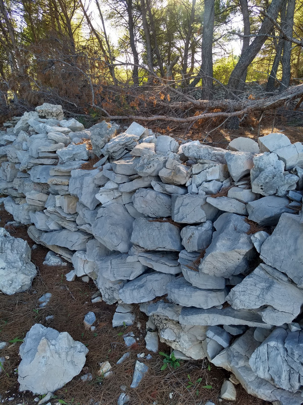 Stone wall on Solta