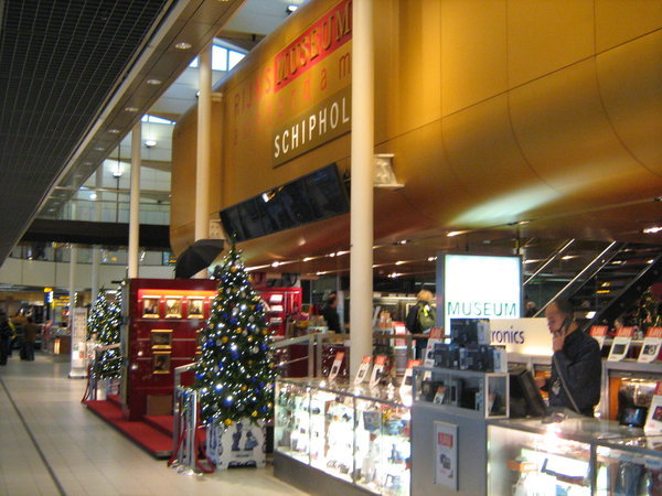 Xmas in the airport