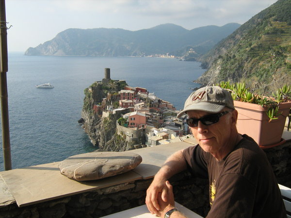 Eating lunch above Vernazza