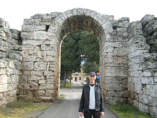Entering the walls of Paestum