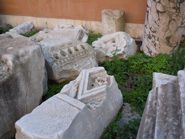 Pieces of old Rome