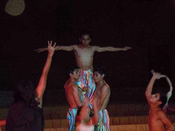 Dancers 2