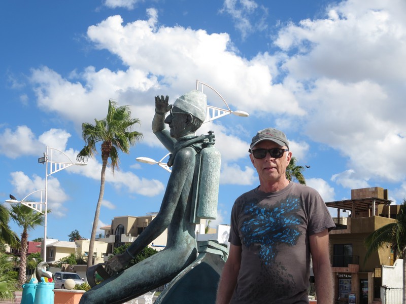 Jacques Cousteau and Bill on the La Paz malecon