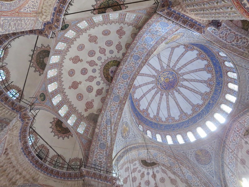 Ceiling: the Blue Mosque | Photo