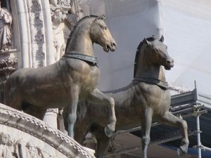 Horses on St. Mark's: an Istanbul connection!