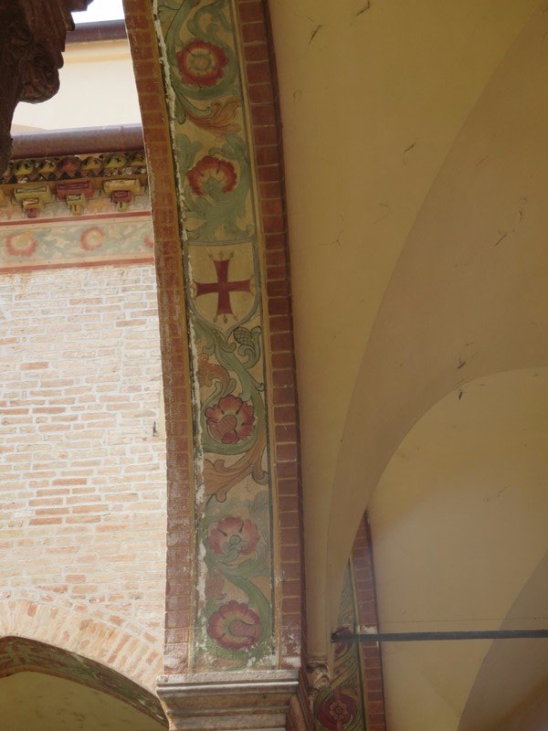 Painting on arch Padova