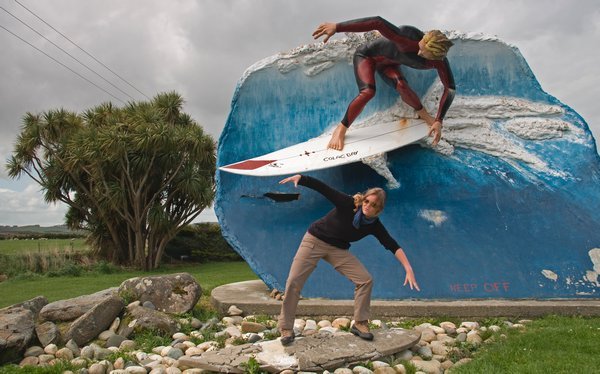 "Artsy" surfer dude!!