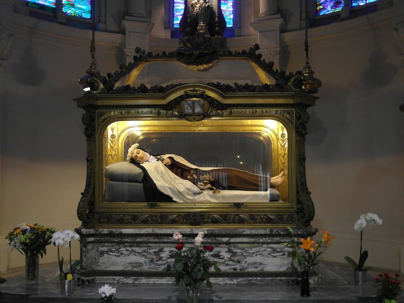 Saint Therese's tomb
