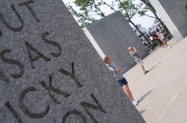 Battery Park memorials