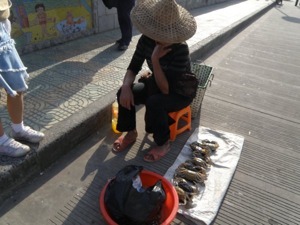 Crab vendor along street