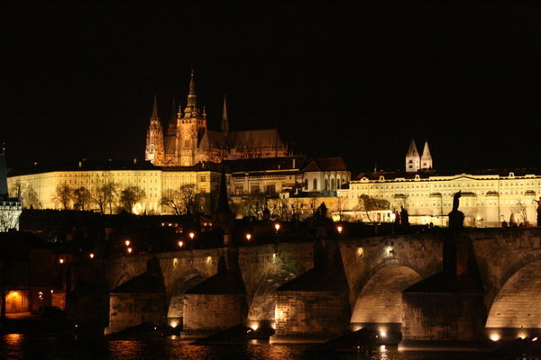 Charles bridge and Prague Castle at night